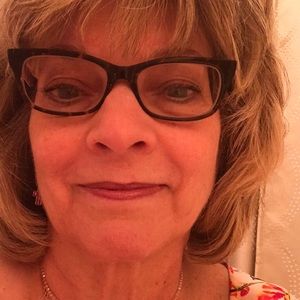 Meet your Posher, Connie